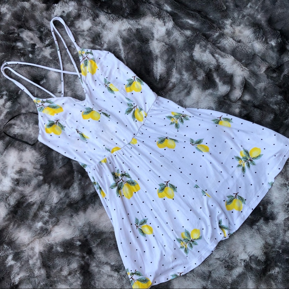 FOREVER 21 lemon Romper